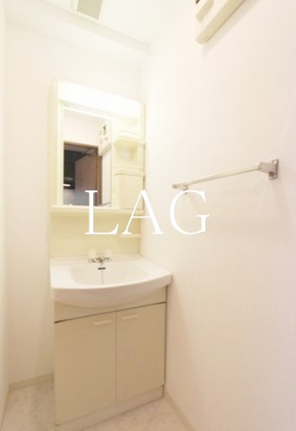 洗面設備　洗面台です。