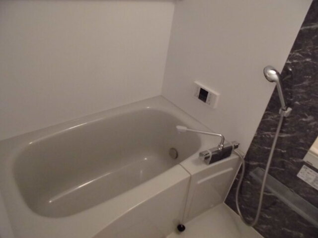 バス・シャワールーム　浴室（乾燥機能付）