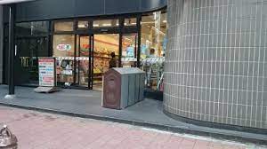 コンビニ　セブンイレブン 新橋5丁目店（コンビニ）まで60m