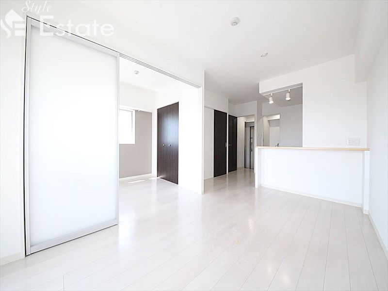 居室・リビング　内装