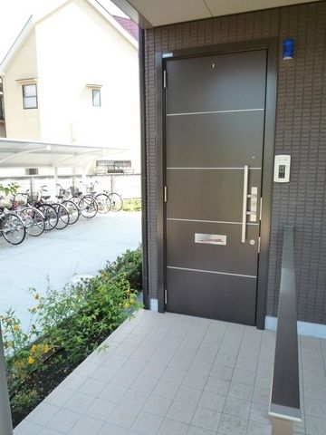 エントランス　☆専用玄関タイプ☆