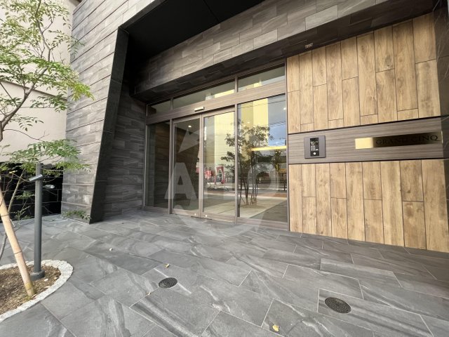 エントランス　GRAND CINQ(グランサンク)　エントランス