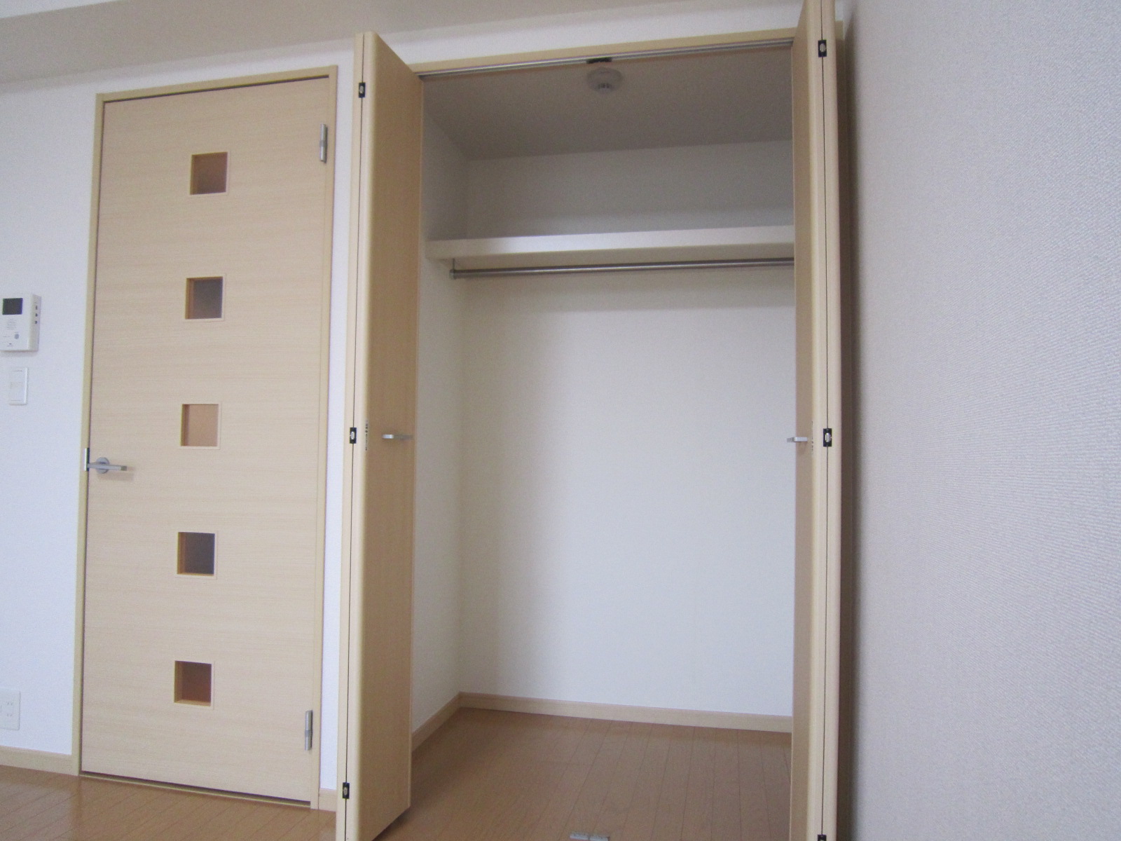 収納　クローゼット