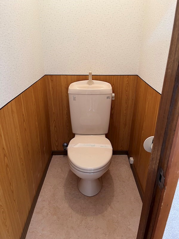 トイレ　他室参照