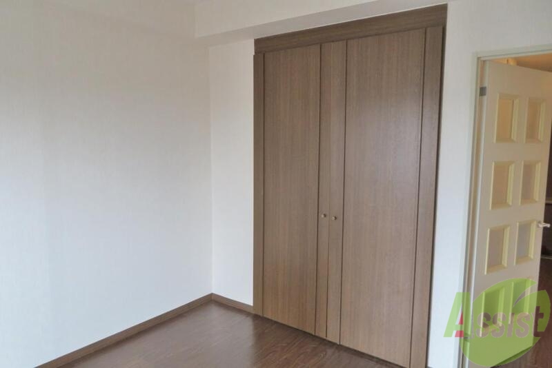 収納　以外と奥行きのあるクローゼットなんで、結構大容量です