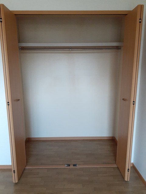 収納　クローゼット