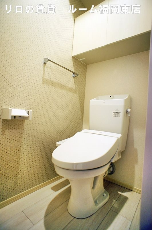 トイレ　別号室