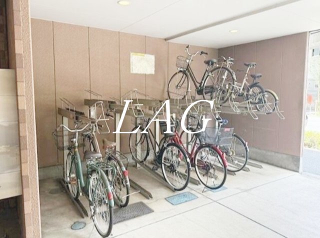 その他共有部分　駐輪場です。