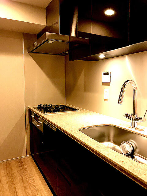 キッチン　※写真は同タイプ住戸です。