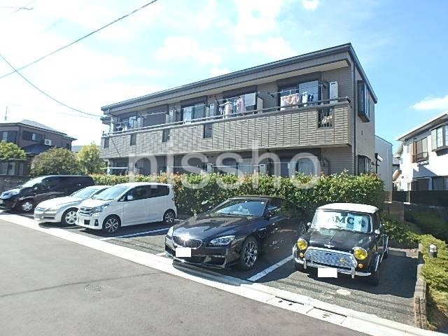 建物外観　スーパー徒歩３分！鉄骨ＡＬＣ造２階建てアパート！