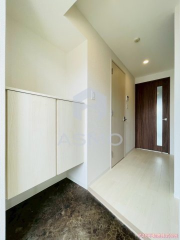 玄関　同マンション別部屋参考写真