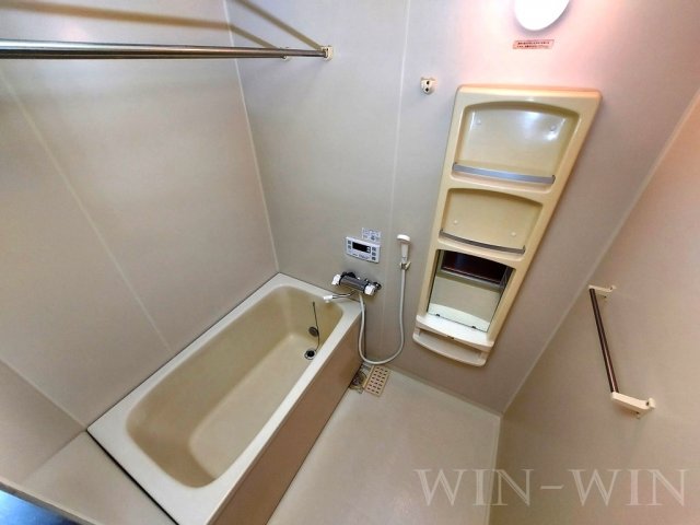 バス・シャワールーム　イメージ（同建物内別部屋の写真です）