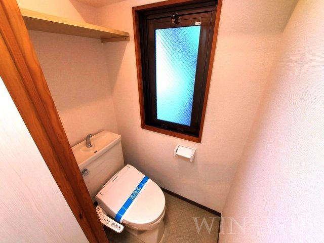 トイレ　イメージ（同建物内別部屋の写真です）