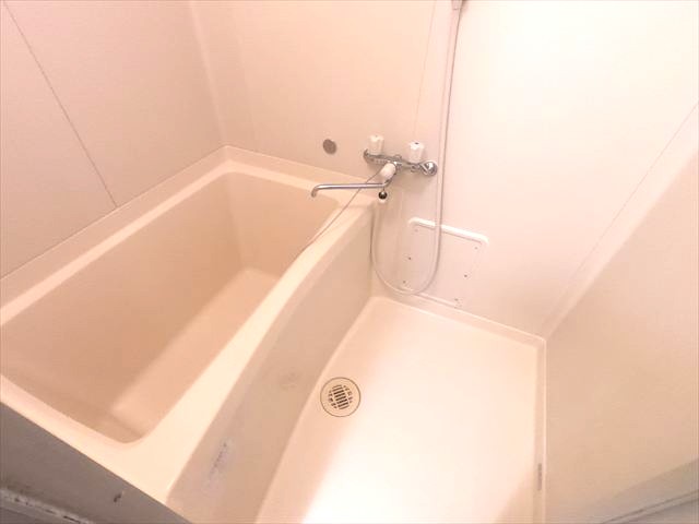 バス・シャワールーム　浴室でごゆっくり