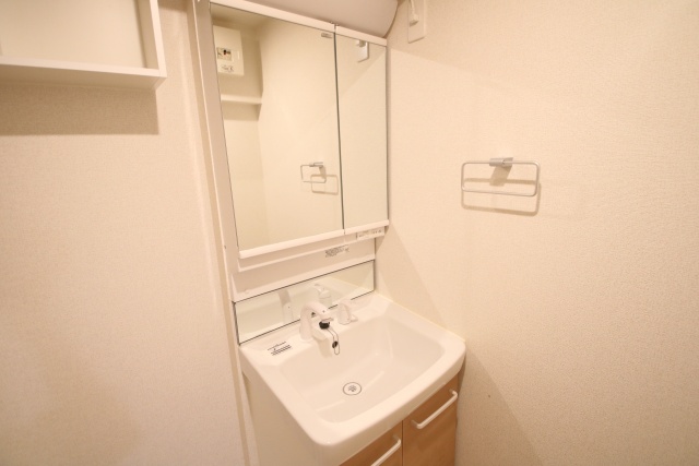 洗面設備　※別室の参考写真の為、現況優先です。