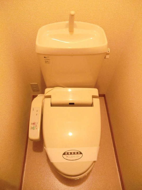 トイレ　福岡の賃貸ならトーマスリビング原田店へ