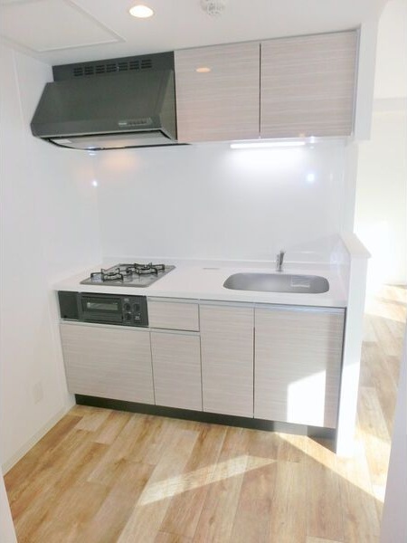 キッチン　嬉しいシステムキッチン付きです♪コンロを買わなくてもOK♪