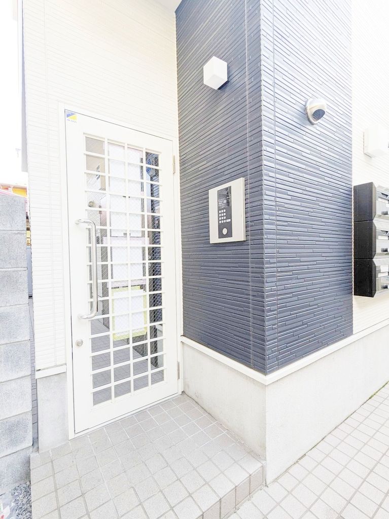 エントランス　部屋探しは株式会社　タウンハウジング　までお気軽にお問合せ…