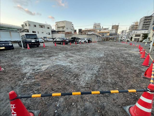 建物外観　建築現場