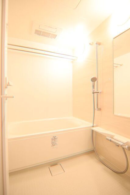 バス・シャワールーム　※別室の参考写真の為、現況優先です。