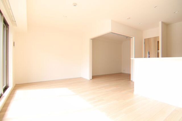 居室・リビング　※別室の参考写真の為、現況優先です。