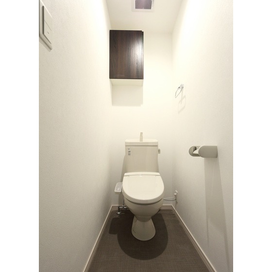 トイレ　清潔感あるトイレ