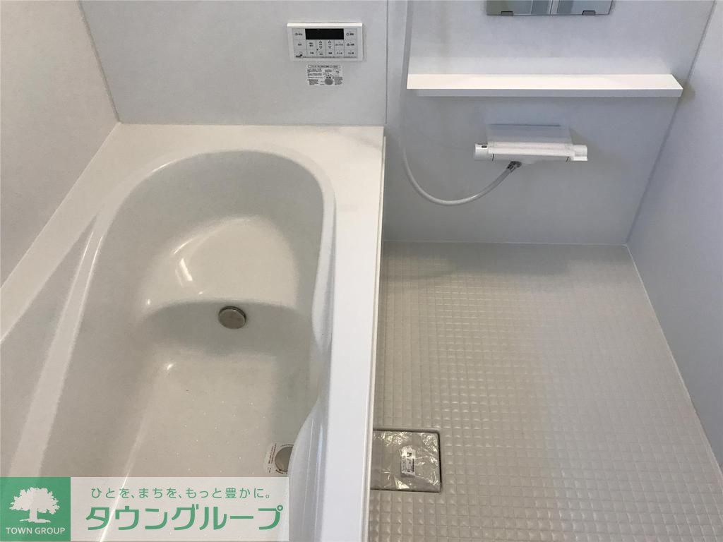 バス・シャワールーム　洗面