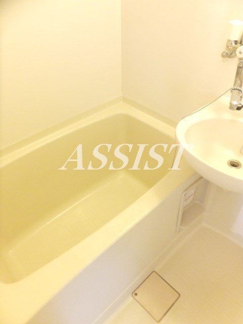 バス・シャワールーム　※同間取り・別号室の参考写真です。