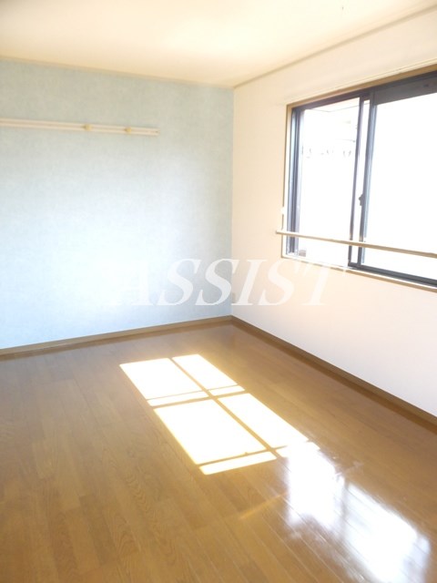 居室・リビング　LINEでのお問い合わせもお待ちしております♪※同間取り・別