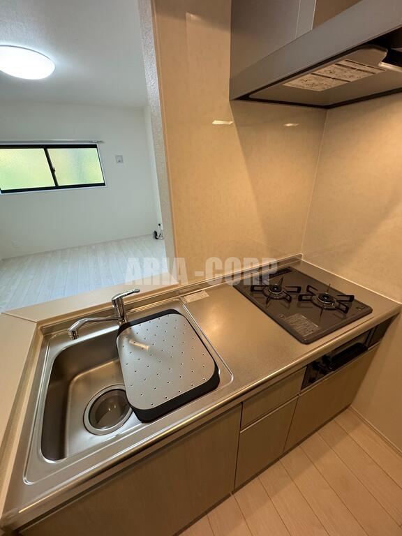 キッチン　対面型システムキッチン◎2口コンロ付♪収納も多いです！