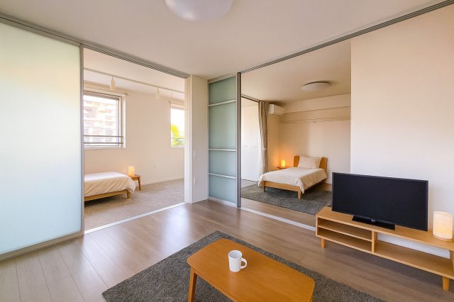 居室・リビング　家具配置イメージ画像です