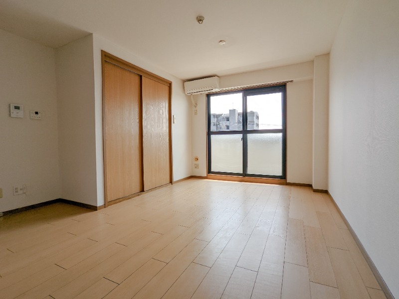 居室・リビング　図面と現状に相違がある場合には現状を優先