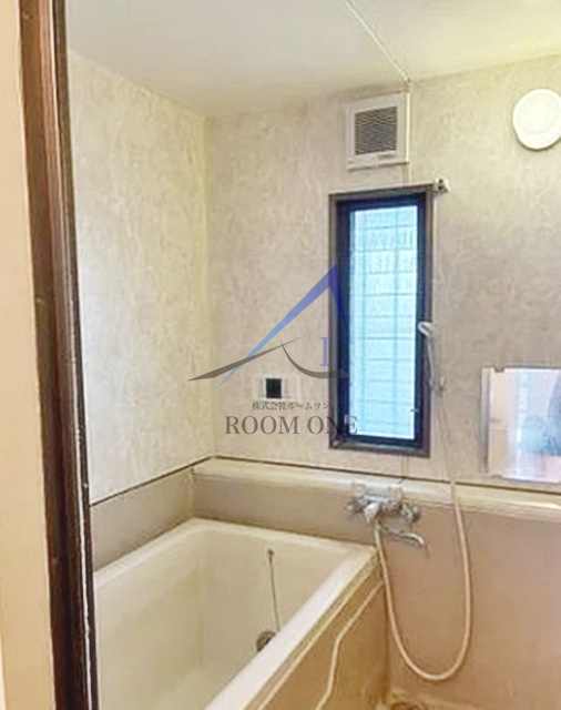 バス・シャワールーム　お風呂です。