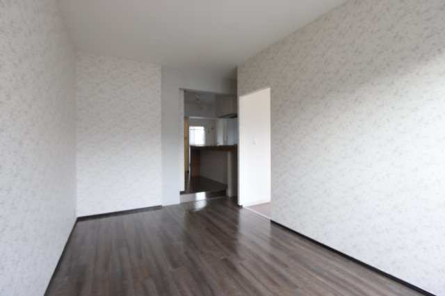 居室・リビング　写真はイメージです。色仕様は現況優先になります。