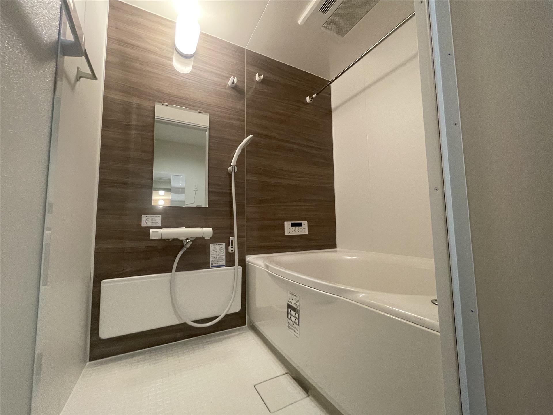 バス・シャワールーム