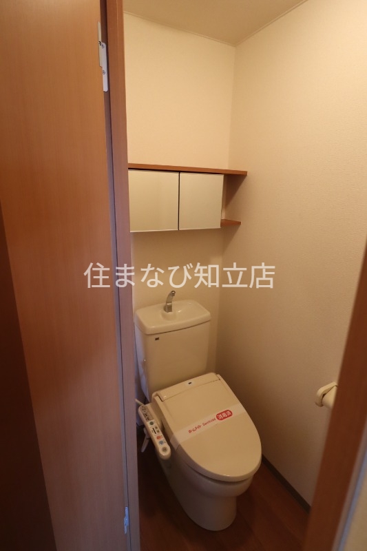 トイレ　同型タイプ