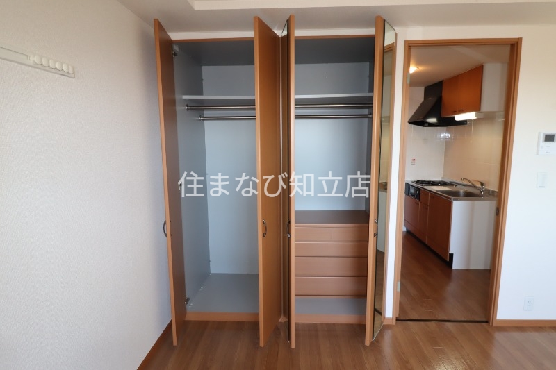 収納　同型タイプ