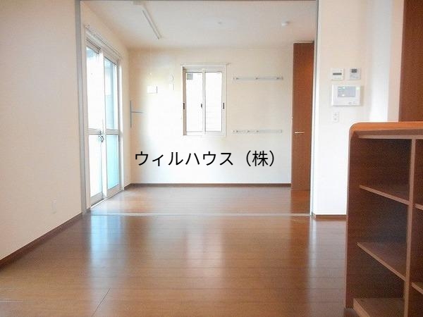 居室・リビング　フローリング！
