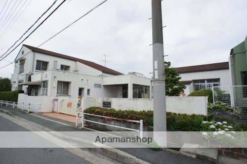 幼稚園・保育園　郡山保育園（幼稚園・保育園）まで727m