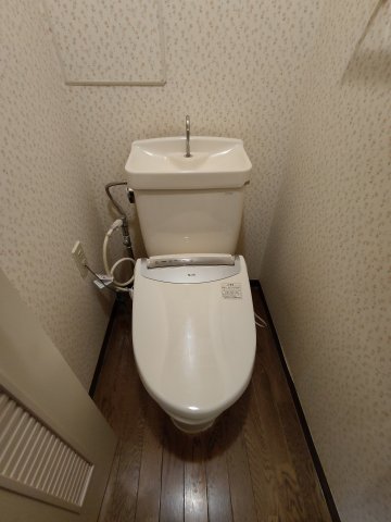 トイレ　※別部屋参考写真