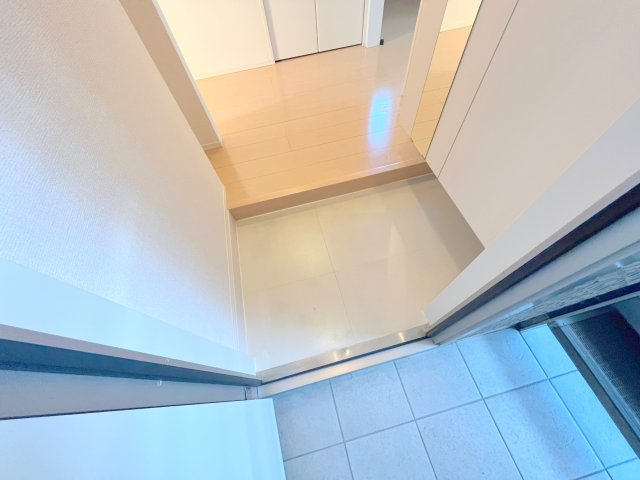 玄関　素敵な玄関は毎朝あなたを元気に送りだしてくれますよ。