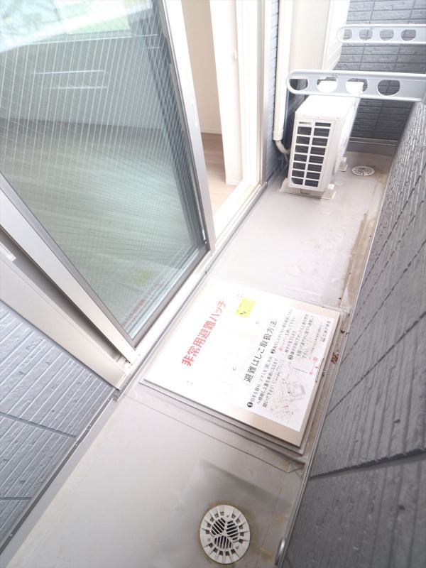 バルコニー　ベランダ