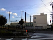中学校　大阪市立十三中学校（中学校）まで1094m