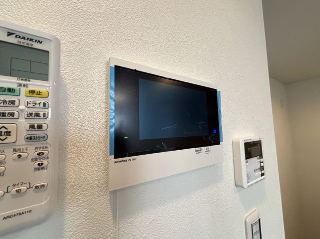 セキュリティ　TVモニター付きインターフォン