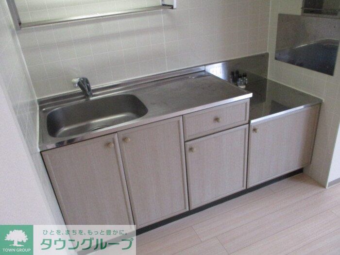 キッチン　お問合せはタウンハウジングまで！※現地待合わせ相談可能