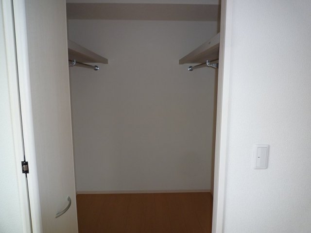 収納　同型タイプ