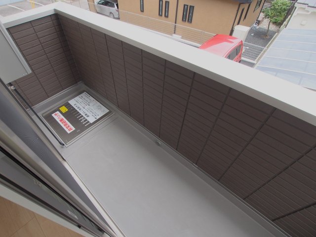 バルコニー　※同物件別部屋の写真です。 ※内装の色味に相違がある場合は現
