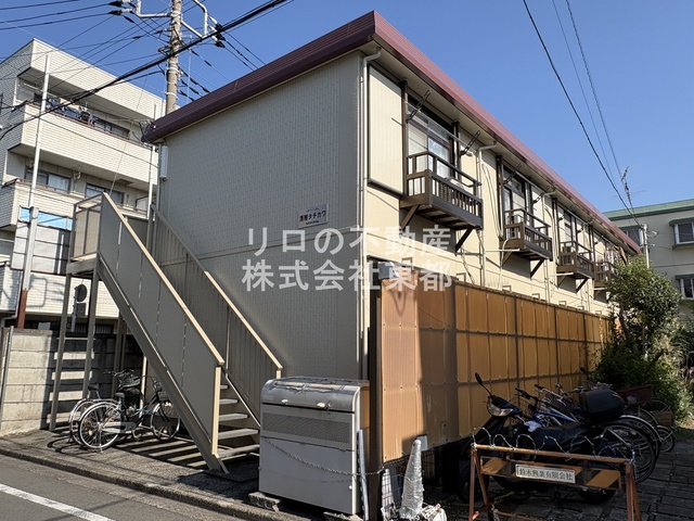 建物外観　周辺は閑静な住宅街ですので落ち着いた住環境です！