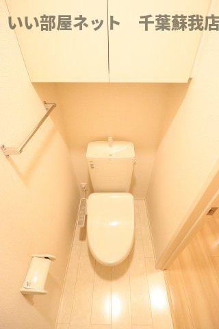 トイレ　清潔感のあるトイレです