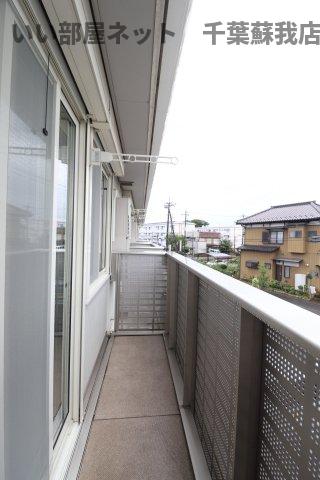 バルコニー　落ち着いた時間を過ごせるバルコニーです